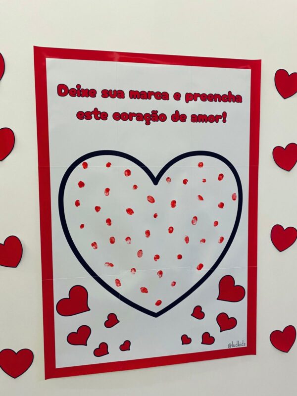 Cartaz Interativo – Coração com Marcas de Amor - Imagem 2