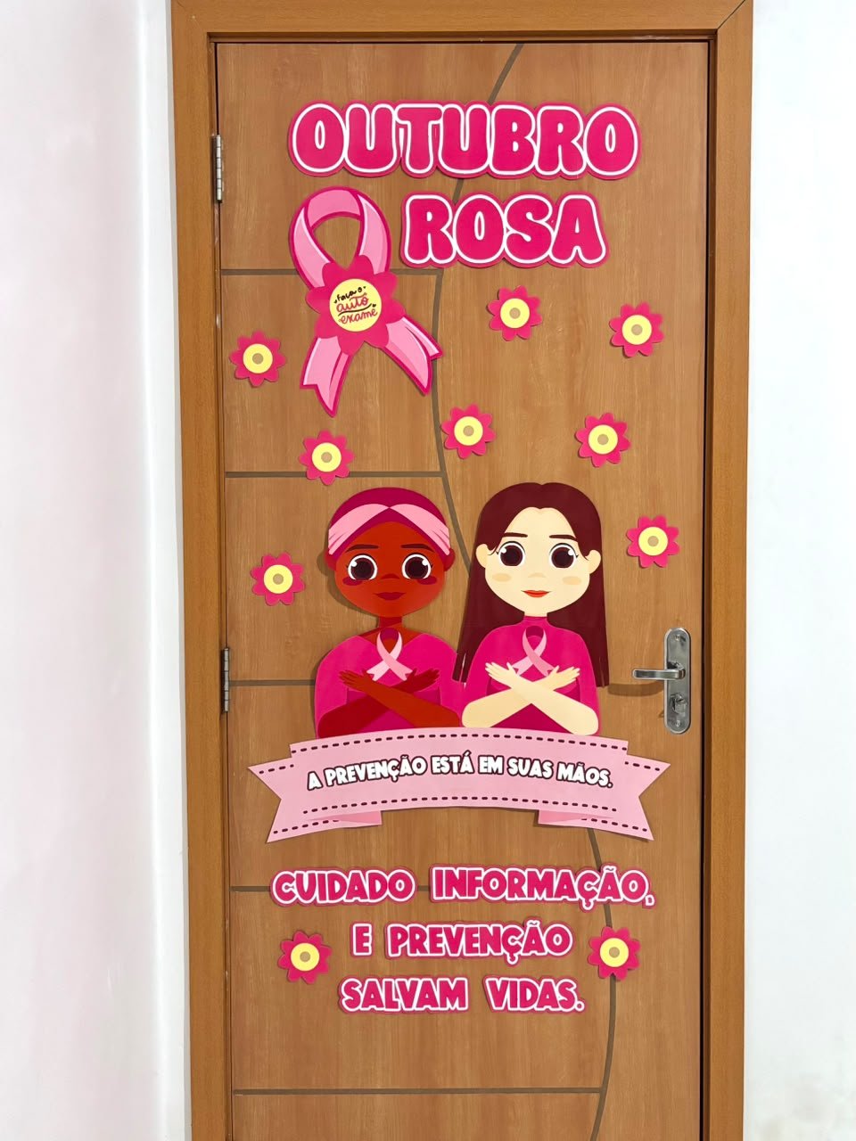 Painel Outubro Rosa para Porta
